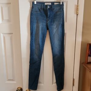 Bullhead Women's Skinny Jeans in Classic Blue